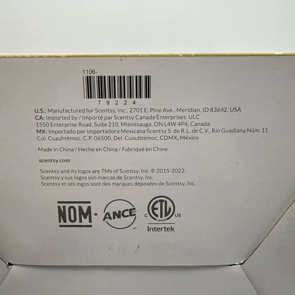 Disney Frozen Olaf Scentsy Warmer Sandcastle. NIB. Never Been Removed From Box.